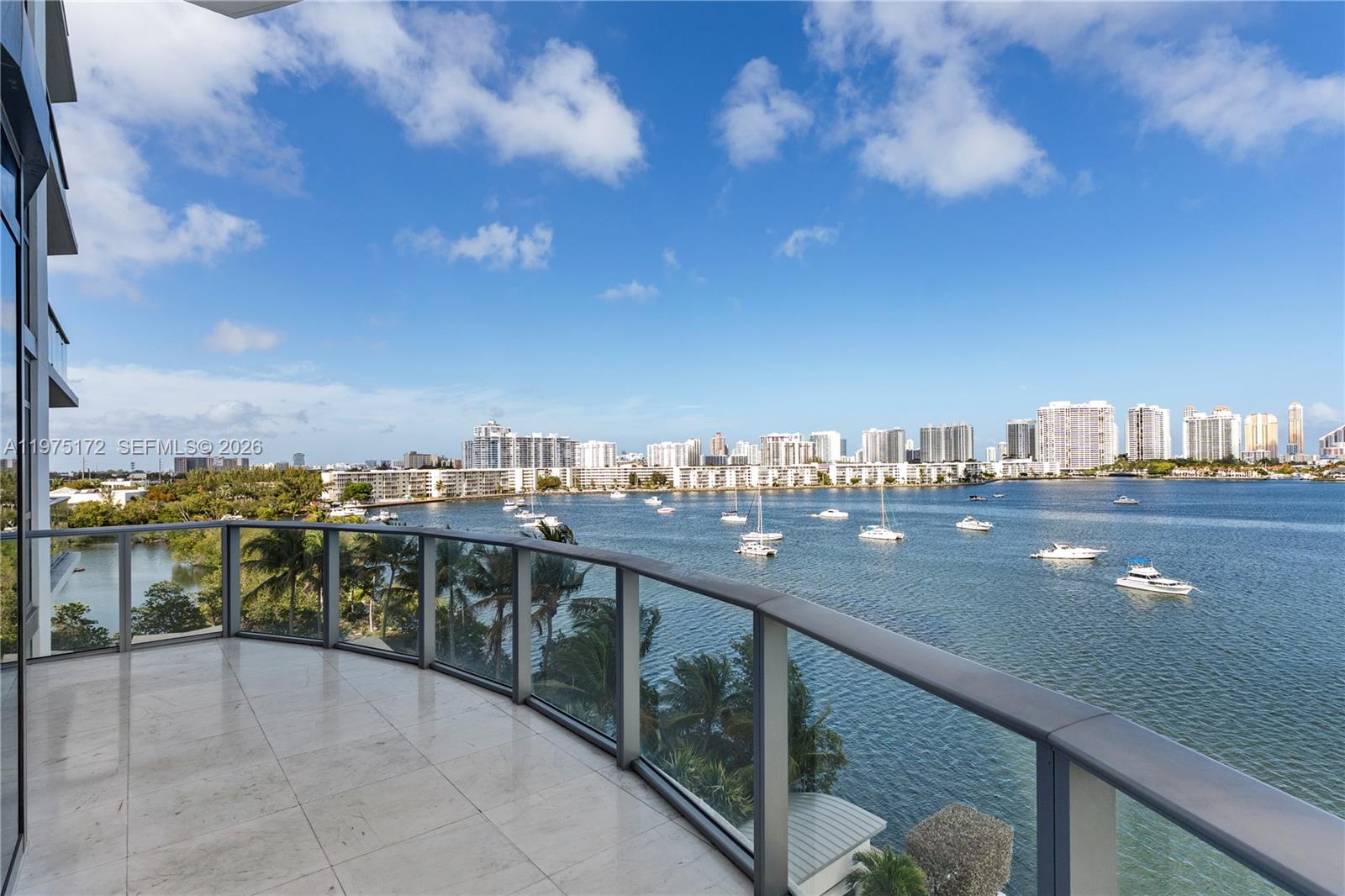 Photo of 17301 Biscayne Blvd #611, North Miami Beach, Florida, 33160 -