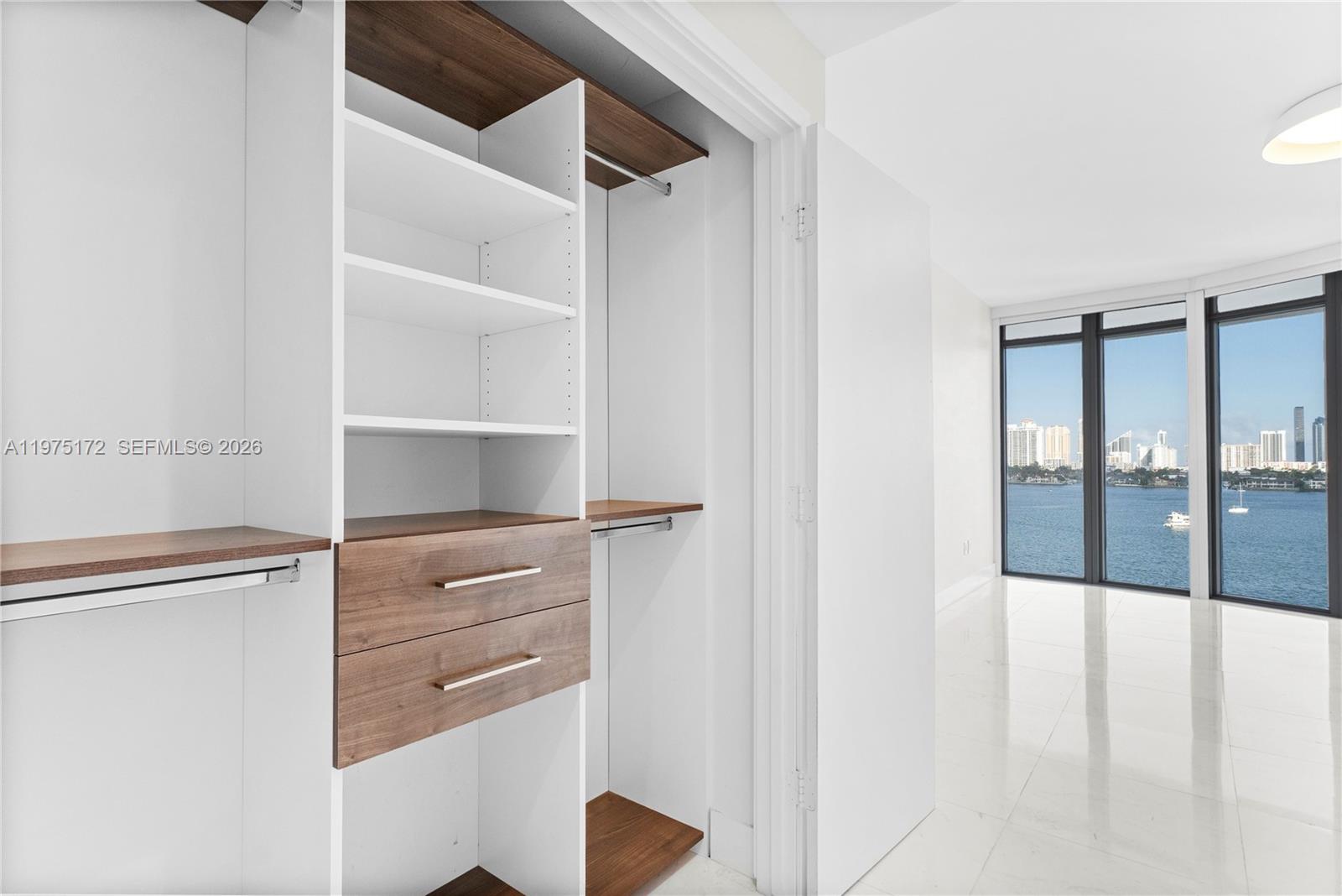 Photo of 17301 Biscayne Blvd #611, North Miami Beach, Florida, 33160 -