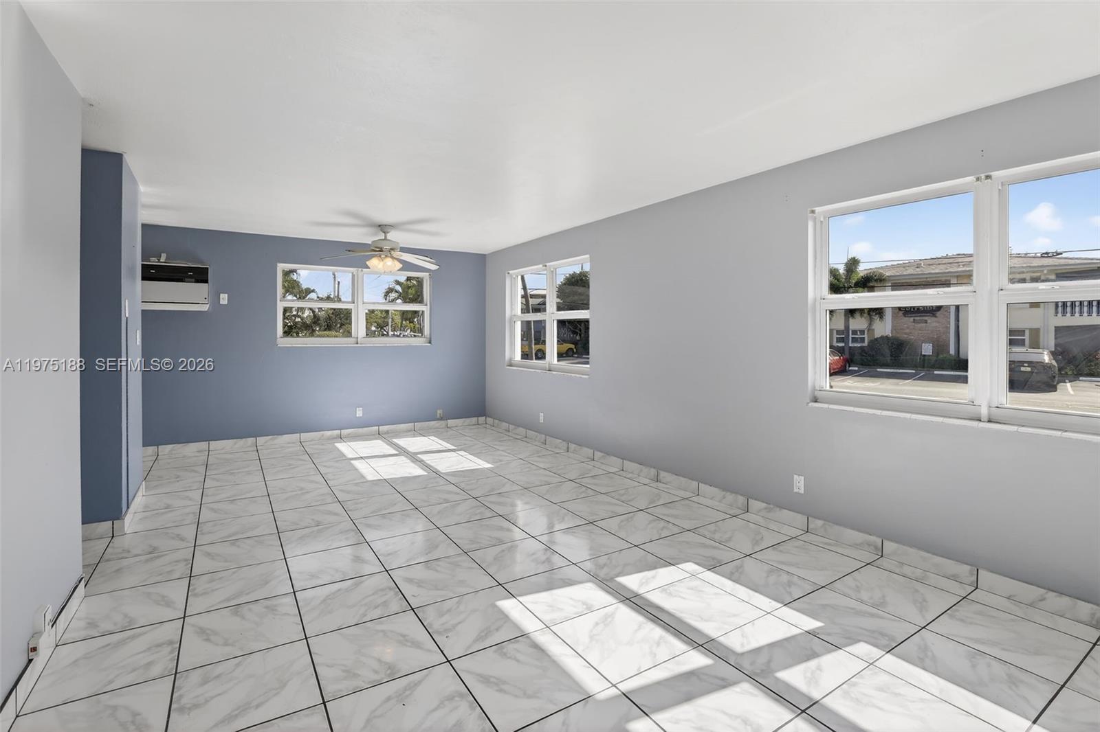 1-7  /   кв.футов $ 2026-03-02 0 Фото