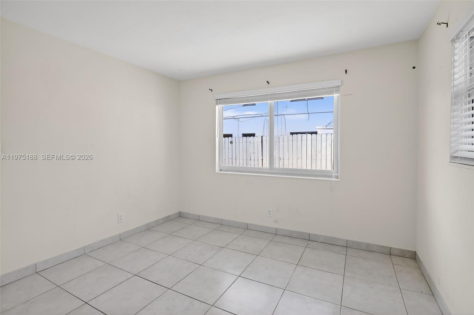 1-7  /   кв.футов $ 2026-03-02 0 Фото