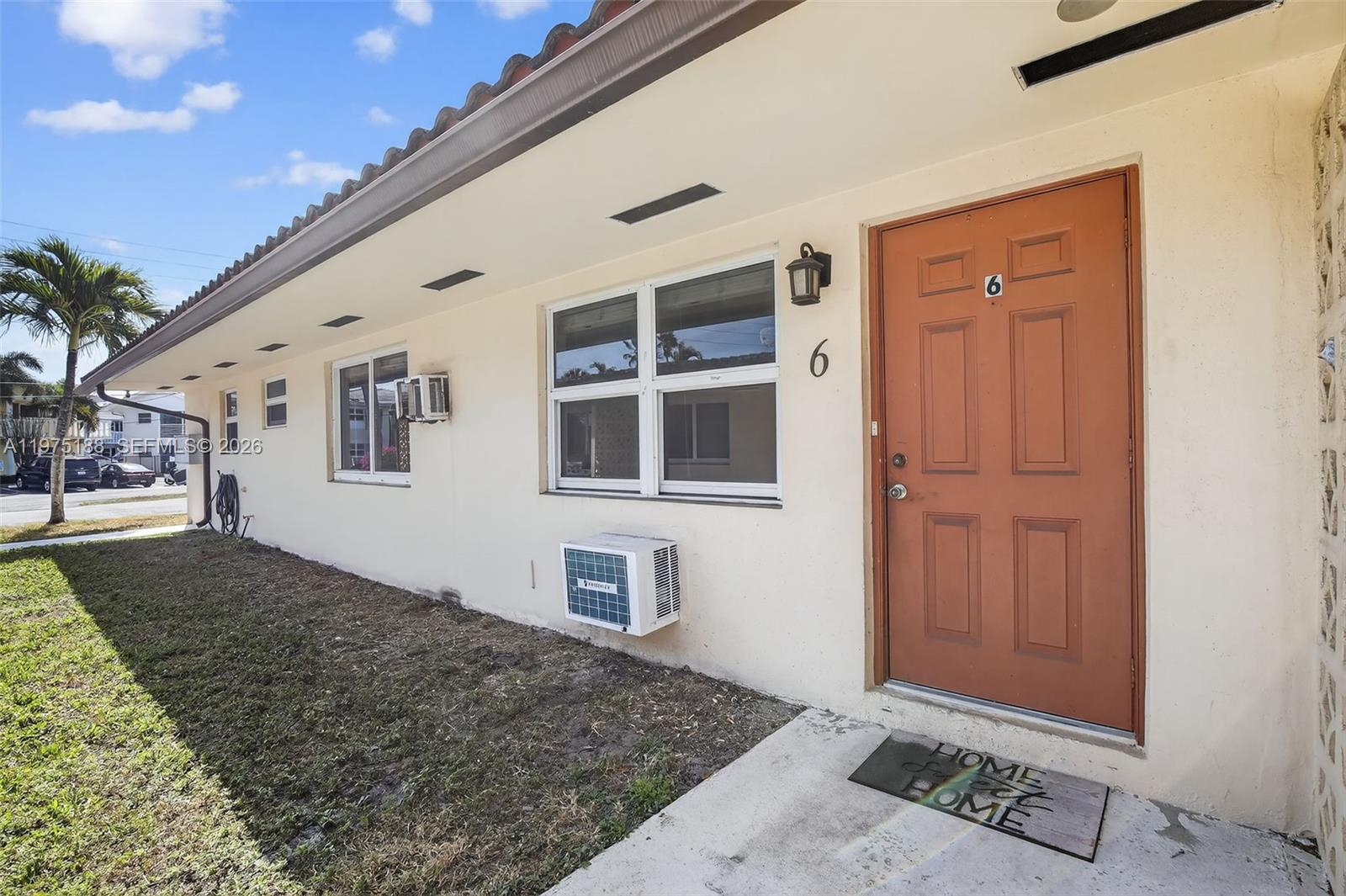 1-7  /   кв.футов $ 2026-03-02 0 Фото