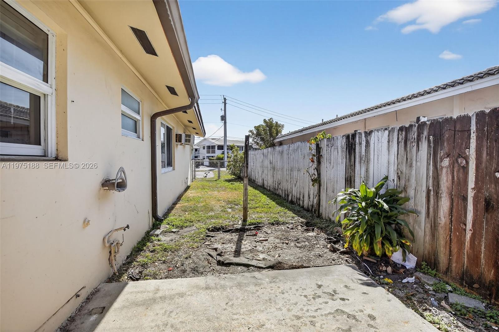 1-7  /   кв.футов $ 2026-03-02 0 Фото