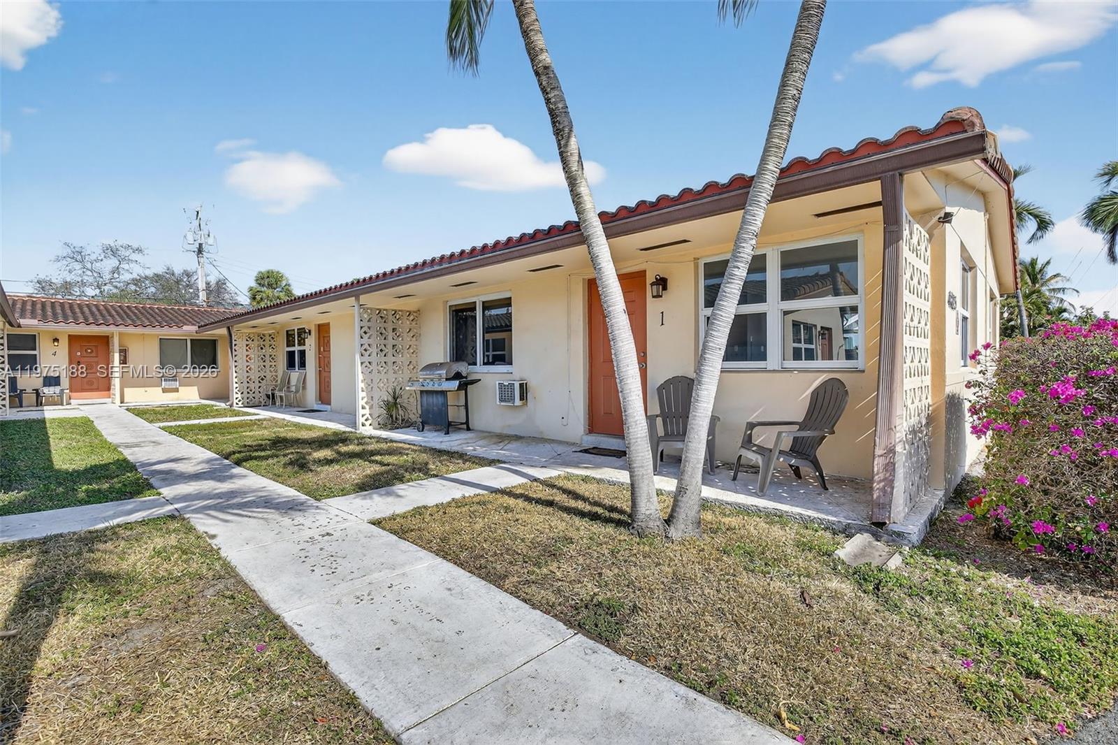 1-7  /   кв.футов $ 2026-03-02 0 Фото