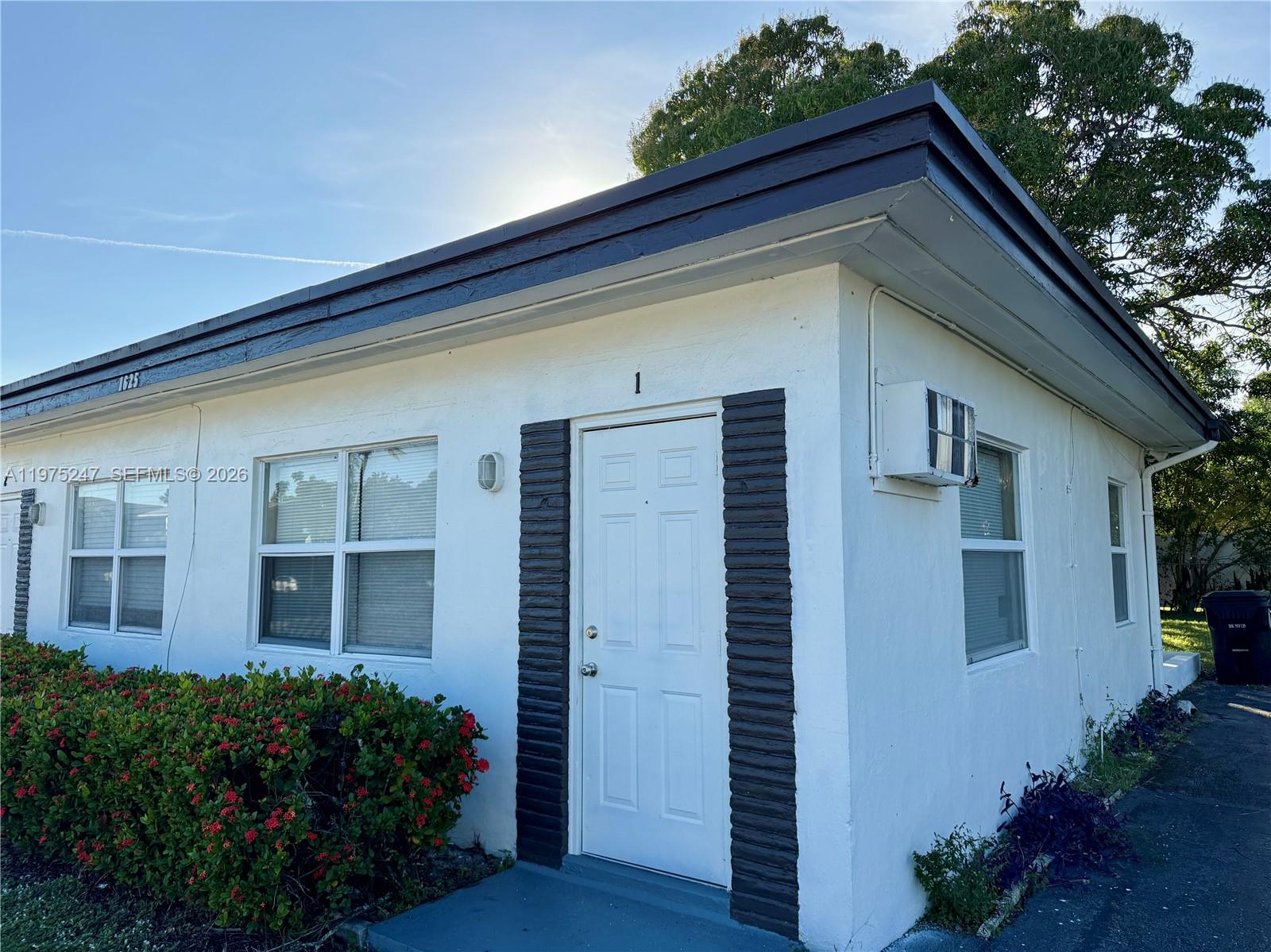   /  1806 кв.футов $ 2026-03-03 0 Фото