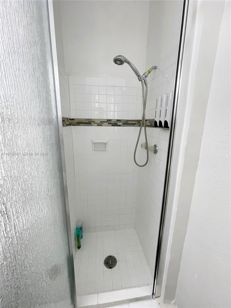   /  1806 кв.футов $ 2026-03-03 0 Фото