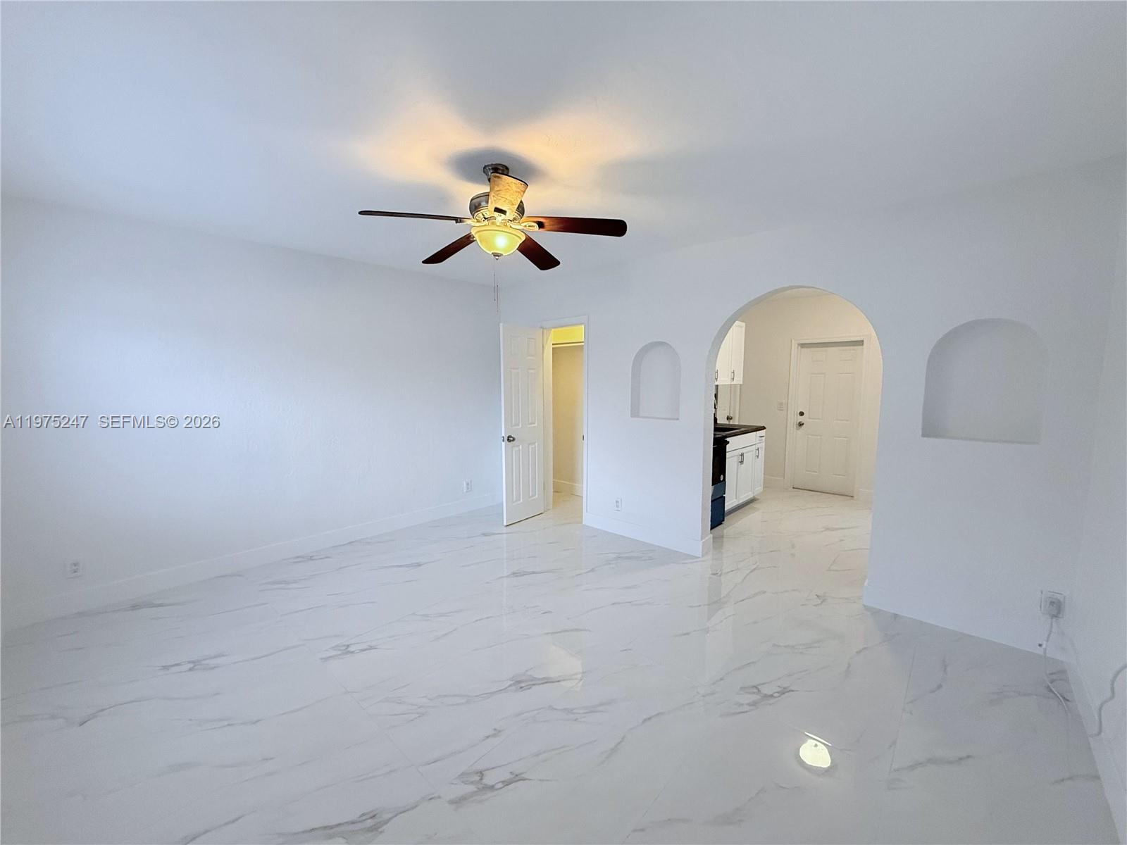   /  1806 кв.футов $ 2026-03-03 0 Фото