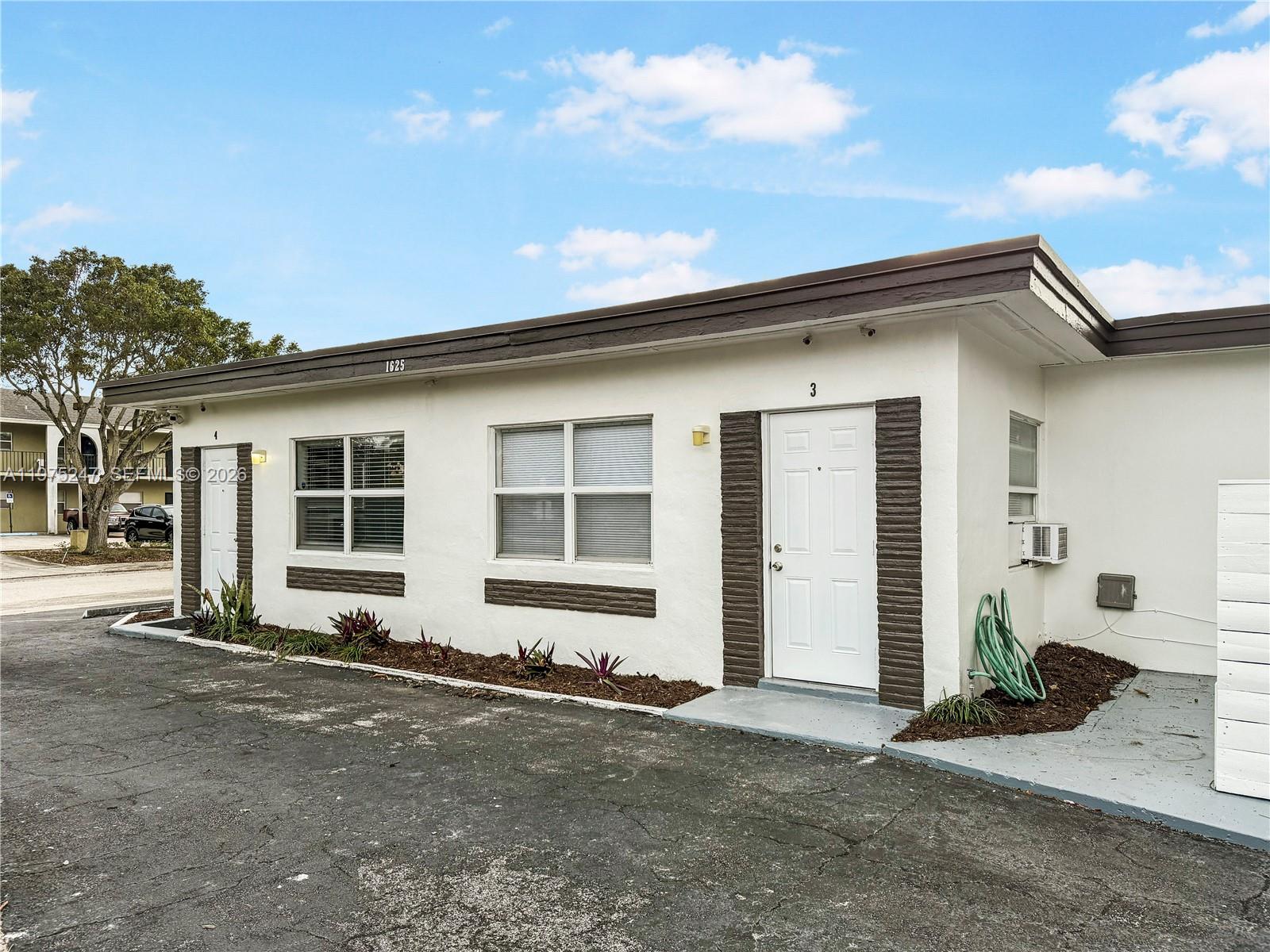   /  1806 кв.футов $ 2026-03-03 0 Фото