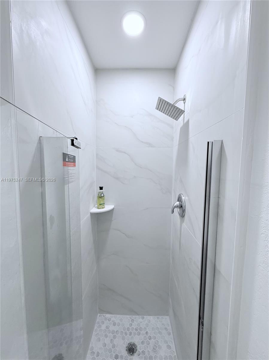   /  1806 кв.футов $ 2026-03-03 0 Фото