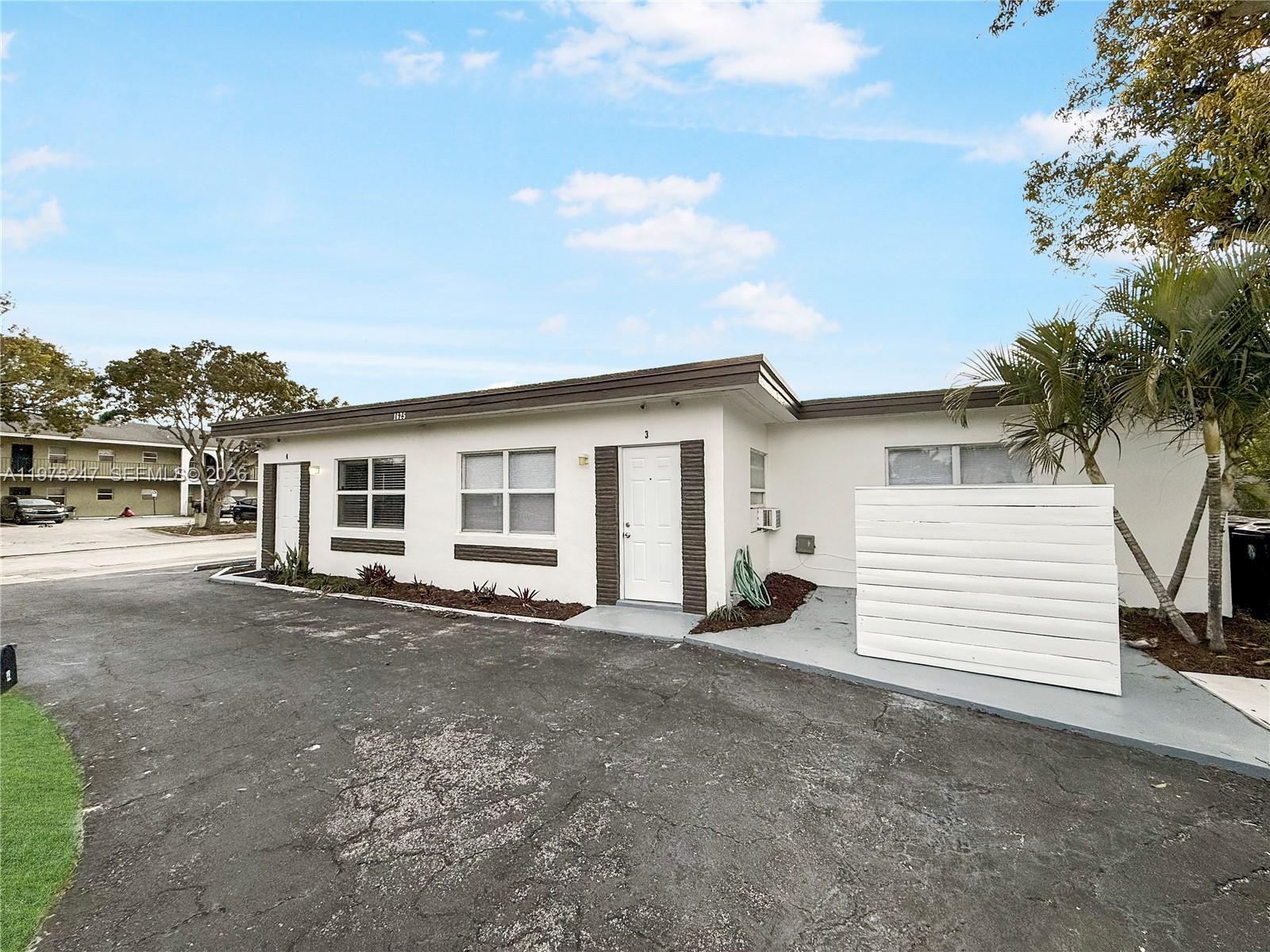   /  1806 кв.футов $ 2026-03-03 0 Фото