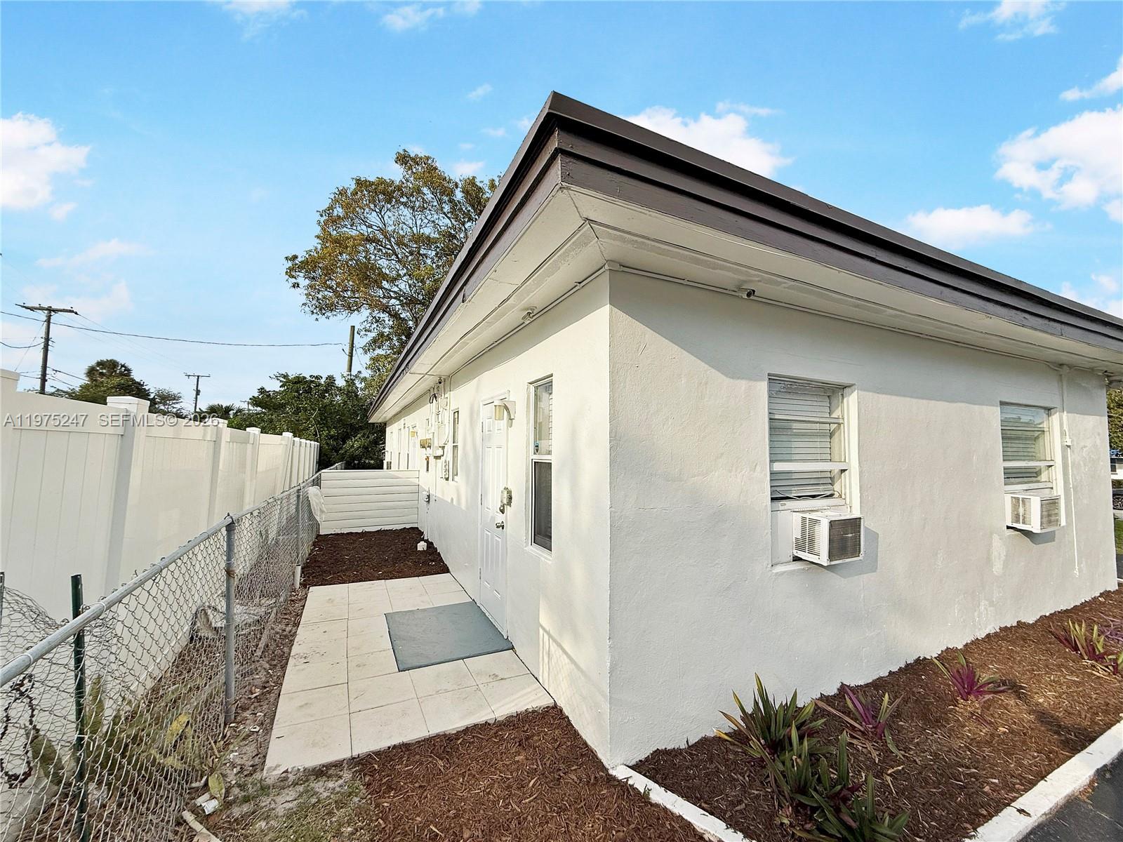   /  1806 кв.футов $ 2026-03-03 0 Фото