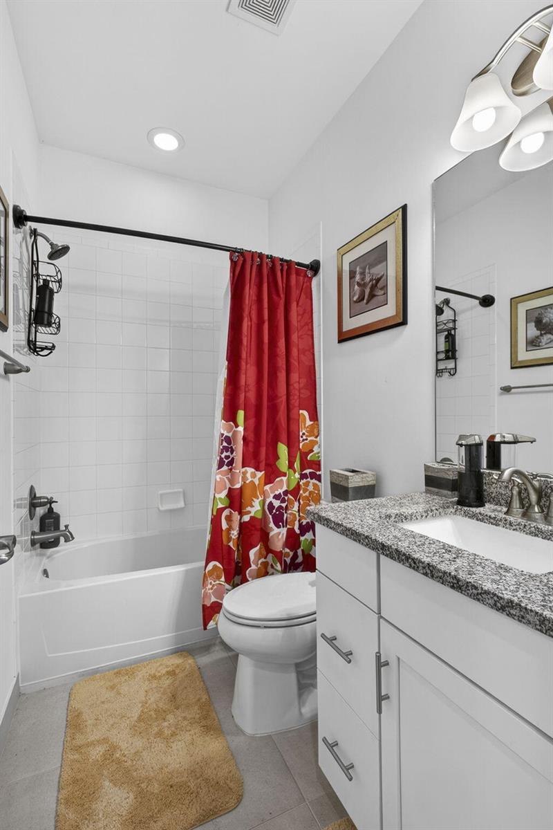 Ver detalles 929 4 / 3181 sq. ft. $ 2026-05-06 0 foto
