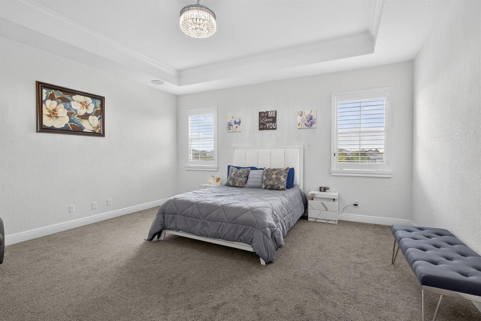 Ver detalles 929 4 / 3181 sq. ft. $ 2026-05-06 0 foto