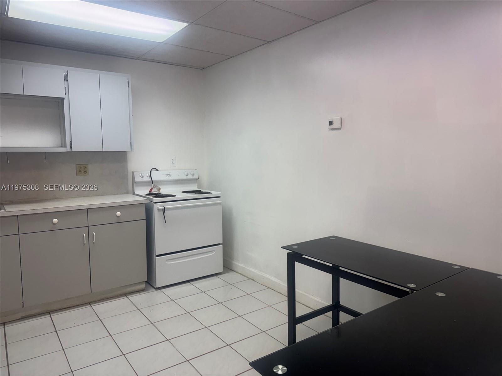   /   кв.футов $ 2026-03-03 0 Фото