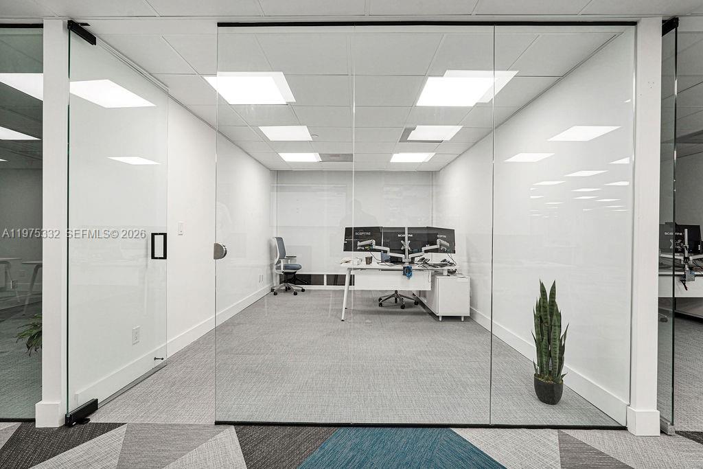 700A  /   кв.футов $ 2026-03-03 0 Фото