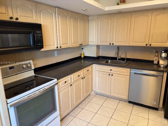 Photo of 3180 Ocean Dr  #201, Hallandale Beach, Florida, 33009 - 