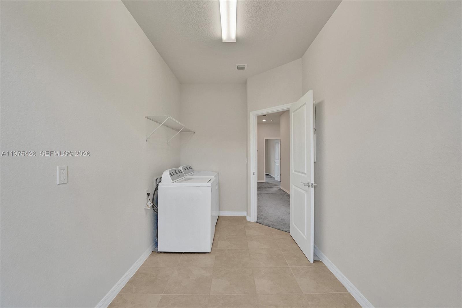 See details 4764 3 / 3 1780 sq. ft. $ 2026-03-03 0 Photo