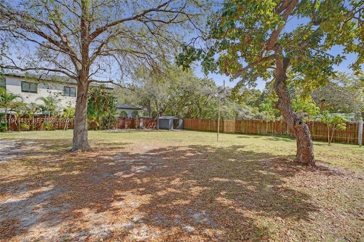   /   кв.футов $ 2026-03-03 0 Фото