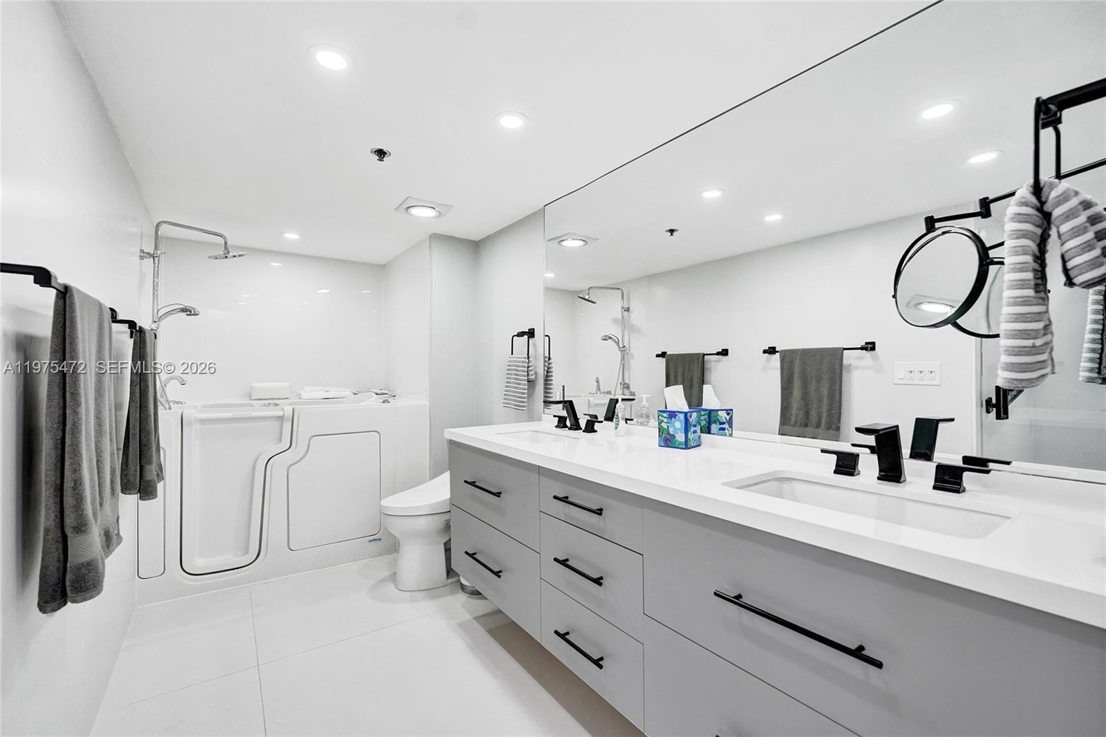 Photo of 1201 Ocean Dr  #1001S, Hollywood, Florida, 33019 - 