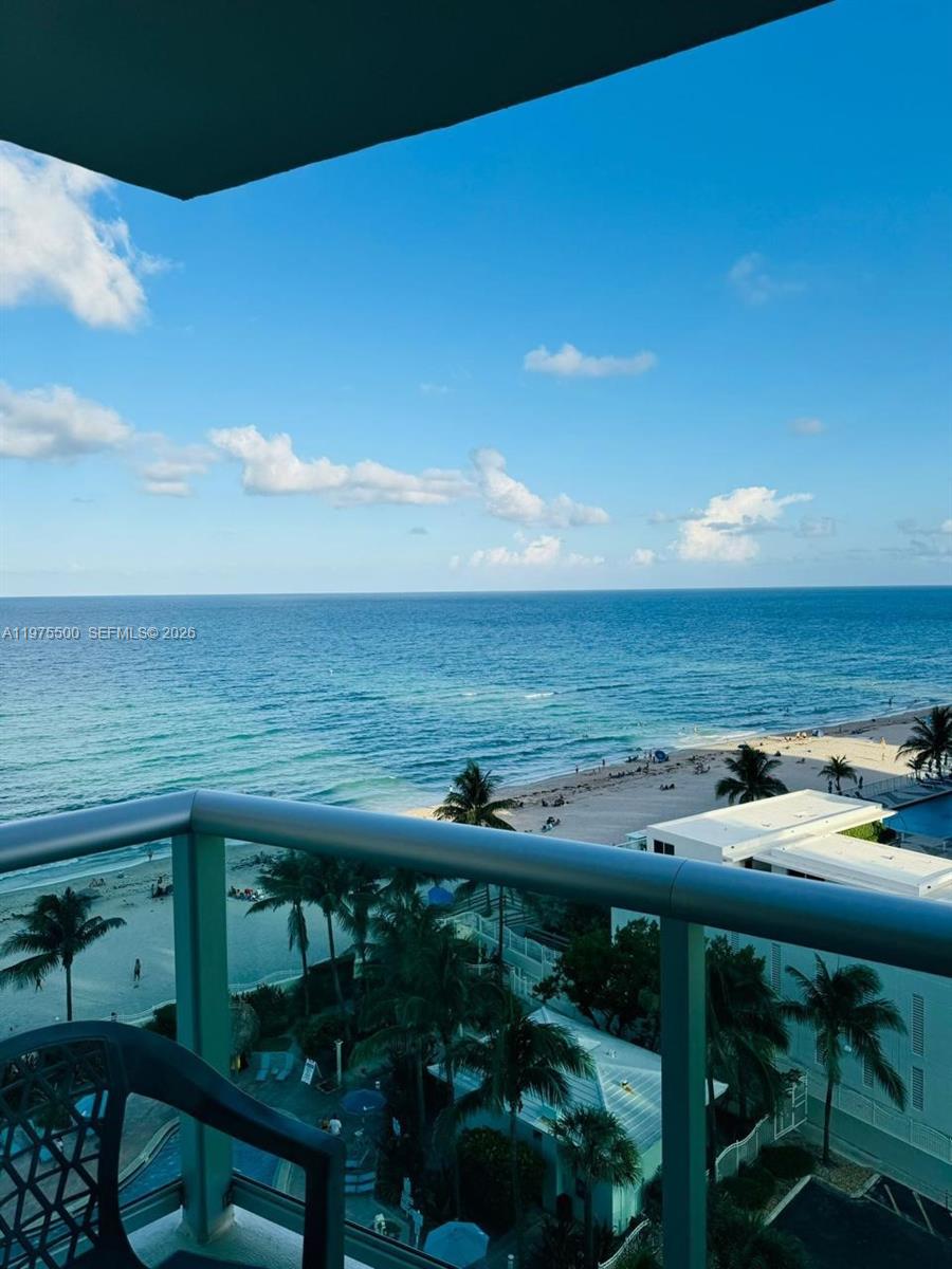 Photo of 3901 Ocean Dr  #10G, Hollywood, Florida, 33019 - 
