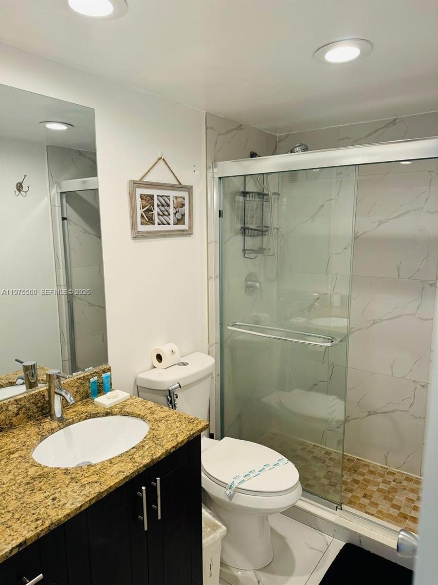 Photo of 3901 Ocean Dr  #10G, Hollywood, Florida, 33019 - 