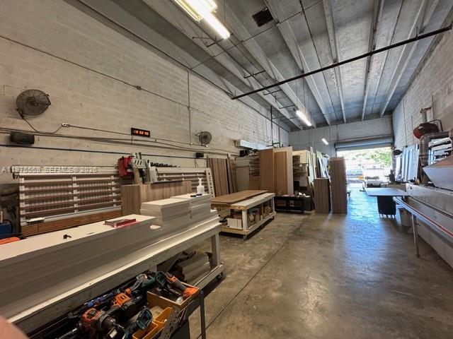 3  /   sq. ft. $ 2026-03-03 0 foto