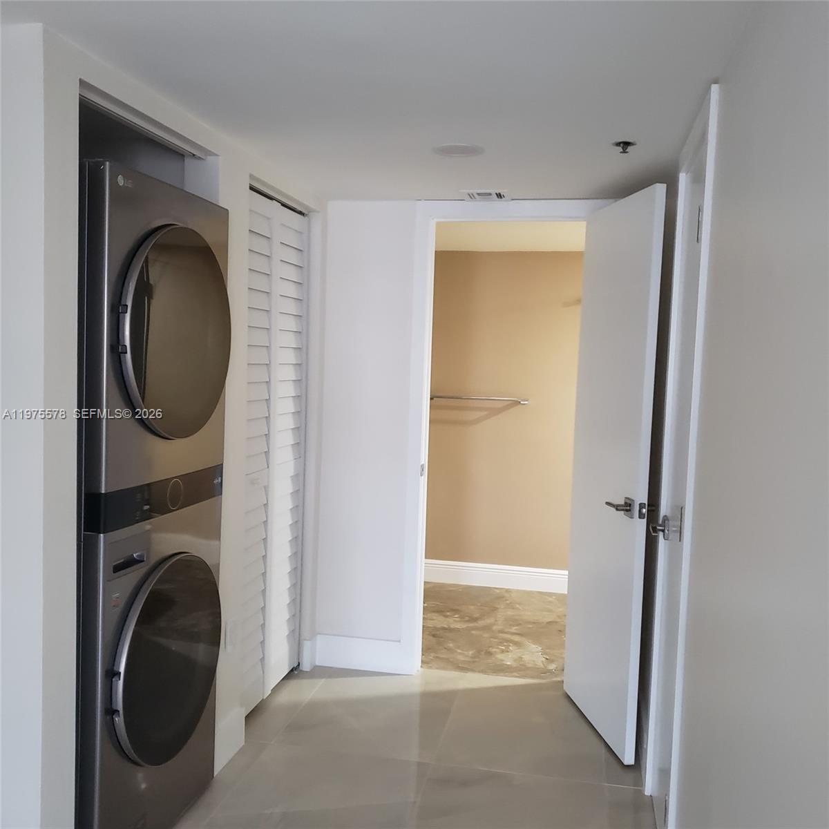 Photo of 1201 Ocean Dr  #2105S, Hollywood, Florida, 33019 - 