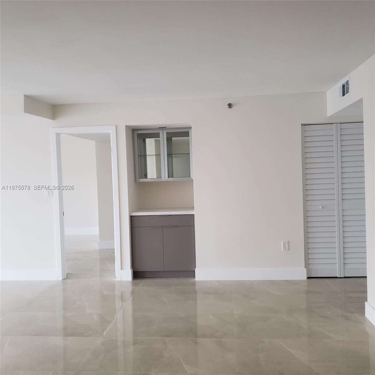 Photo of 1201 Ocean Dr  #2105S, Hollywood, Florida, 33019 - 