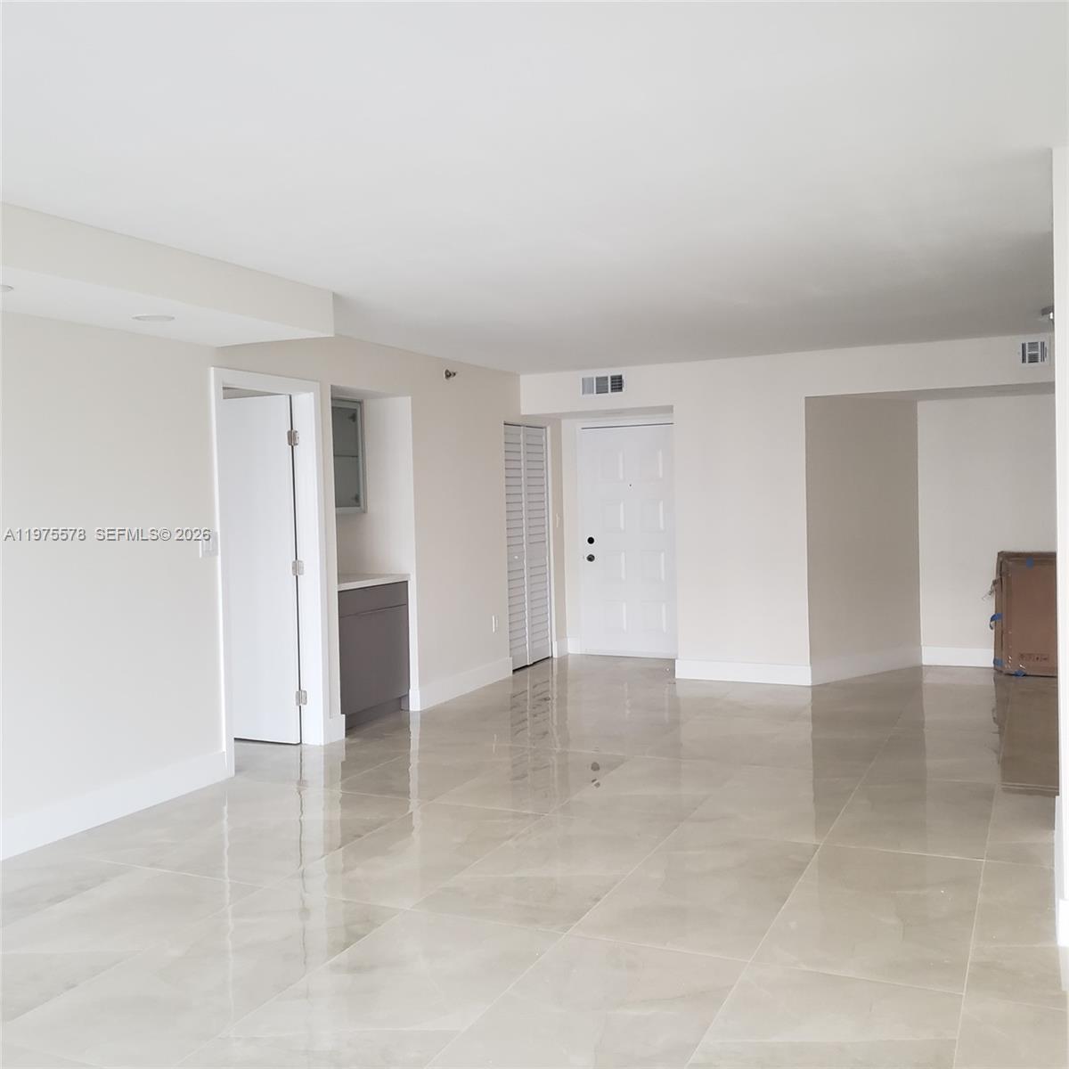 Photo of 1201 Ocean Dr  #2105S, Hollywood, Florida, 33019 - 