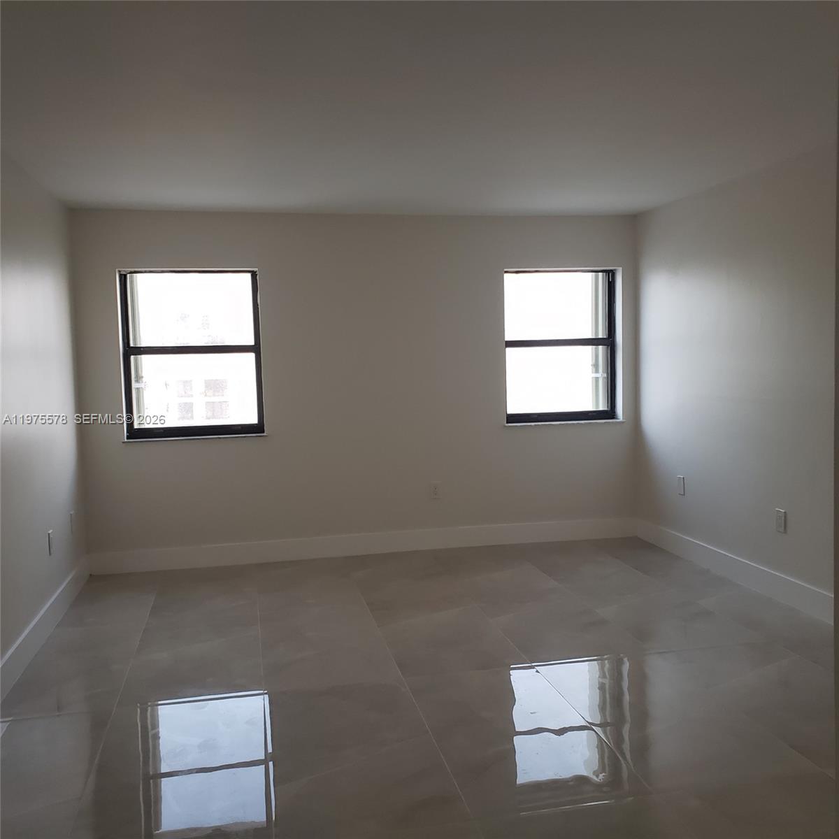 Photo of 1201 Ocean Dr  #2105S, Hollywood, Florida, 33019 - 