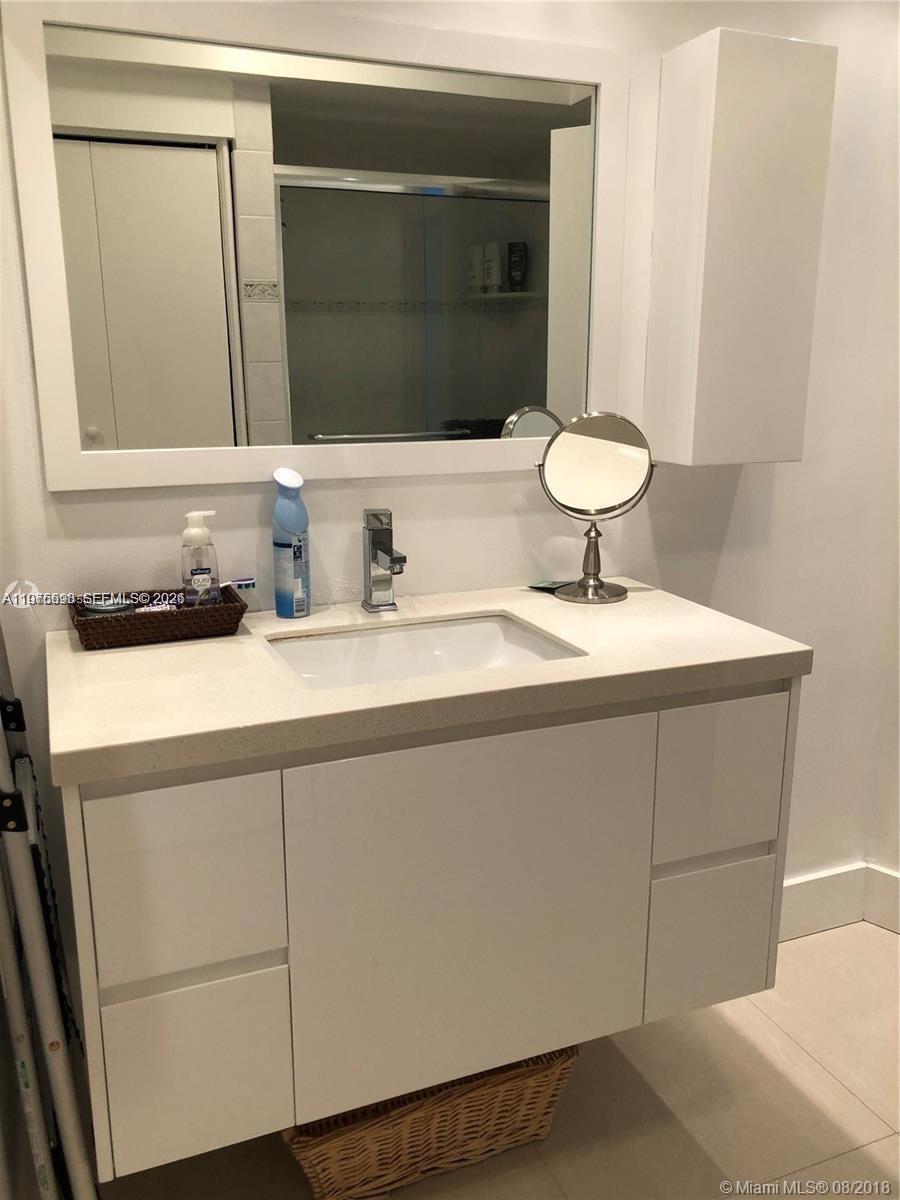 Photo of 20281 Country Club Dr  #611, Aventura, Florida, 33180 - 