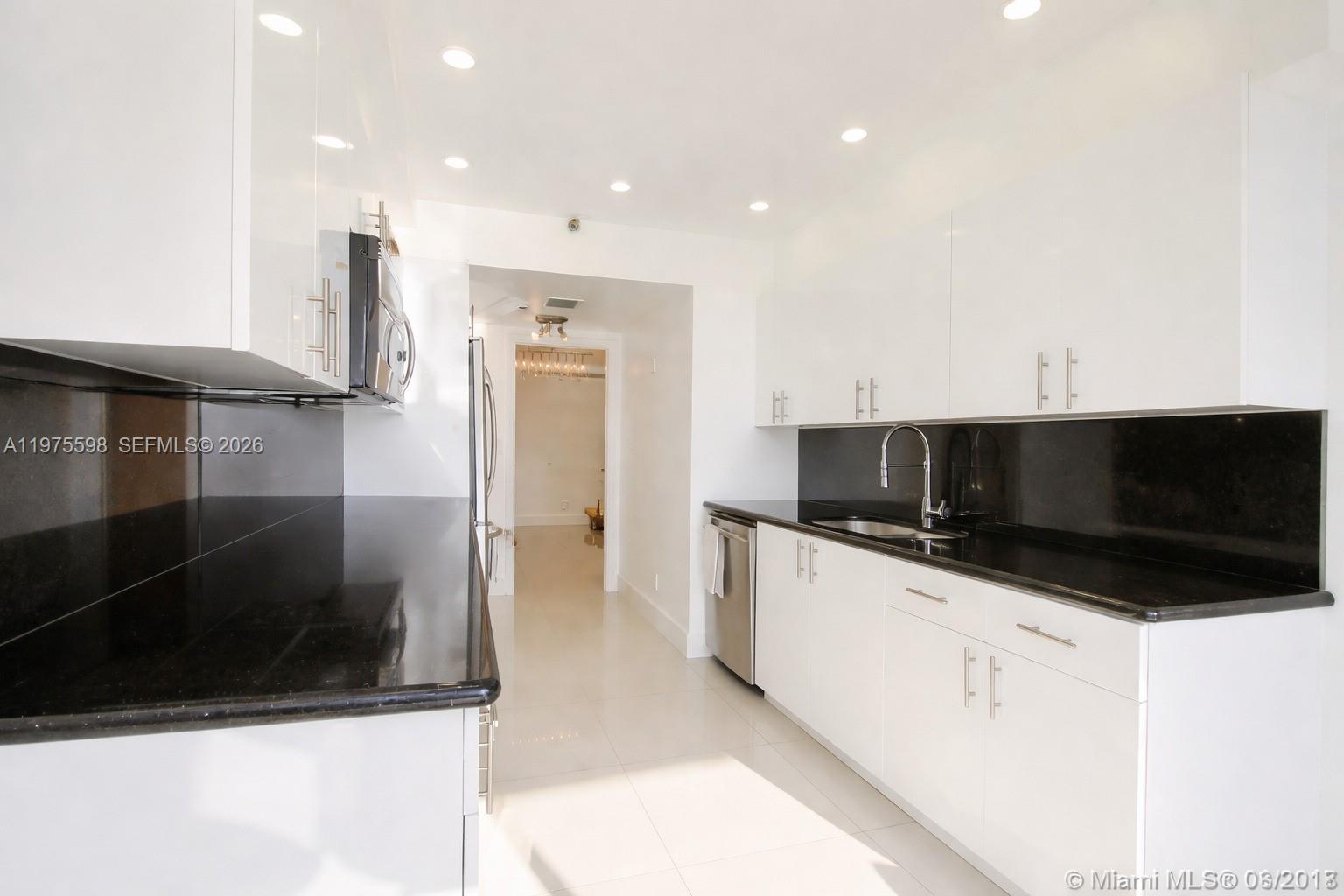 Photo of 20281 Country Club Dr  #611, Aventura, Florida, 33180 - 