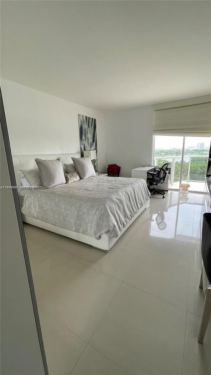 Photo of 20281 Country Club Dr  #611, Aventura, Florida, 33180 - 