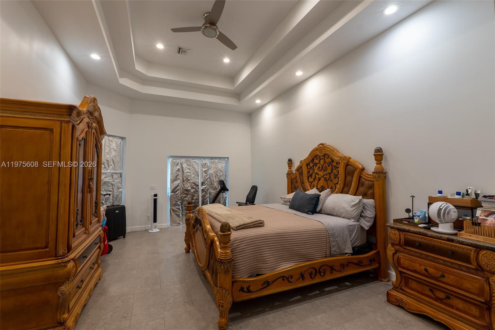   /   кв.футов $ 2026-03-03 0 Фото