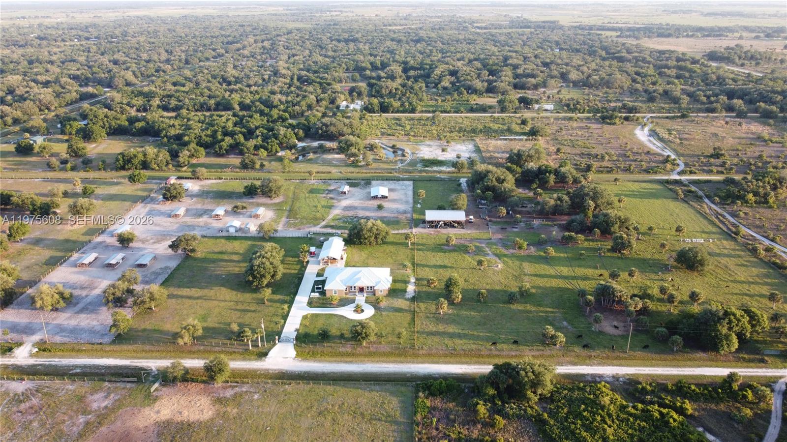   /   кв.футов $ 2026-03-03 0 Фото