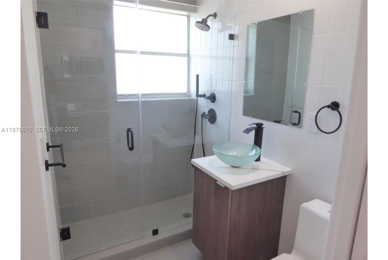   /   sq. ft. $ 2026-03-03 0 foto