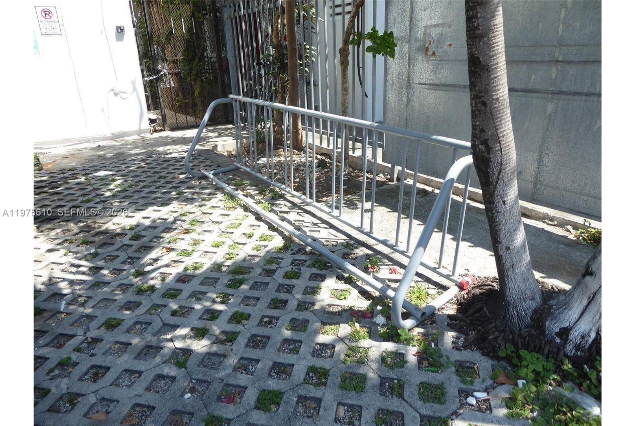   /   sq. ft. $ 2026-03-03 0 foto