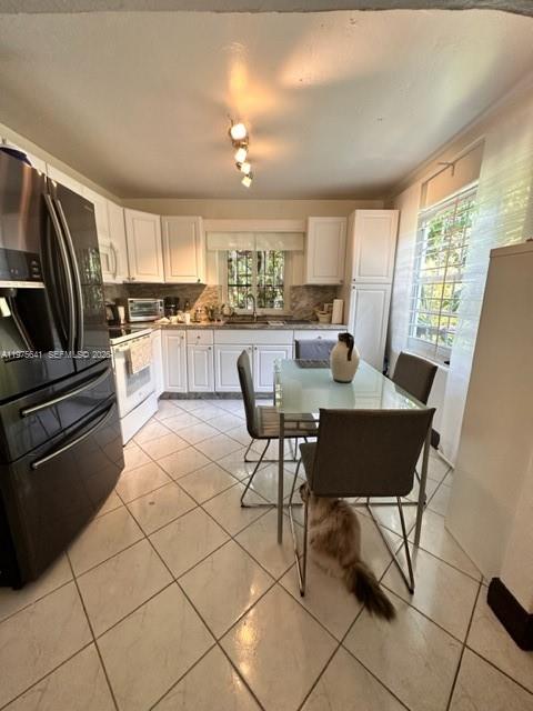   /   sq. ft. $ 2026-03-03 0 foto