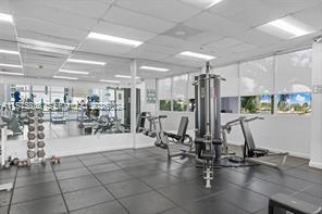   /   кв.футов $ 2026-03-03 0 Фото