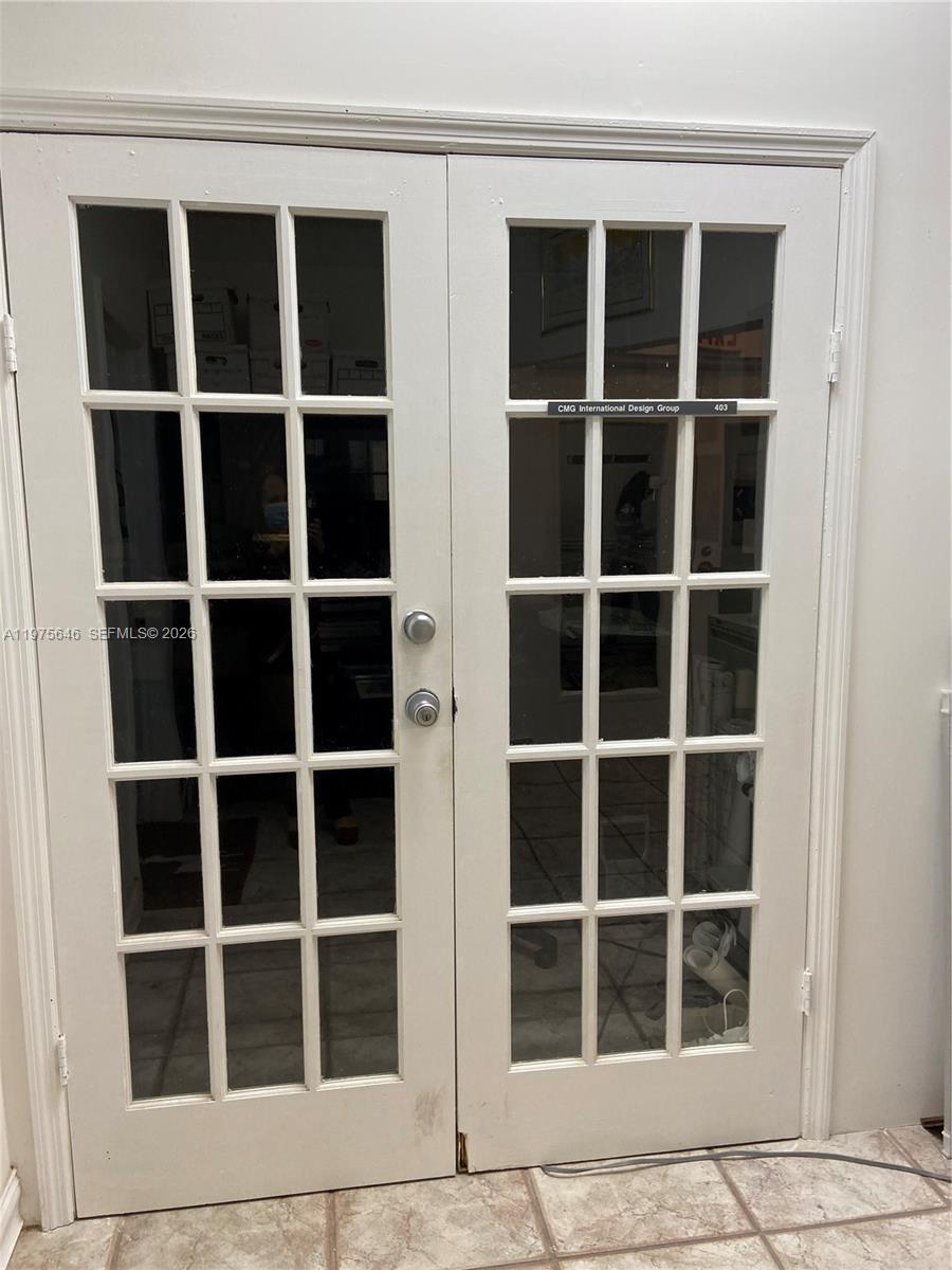   /   кв.футов $ 2026-03-03 0 Фото