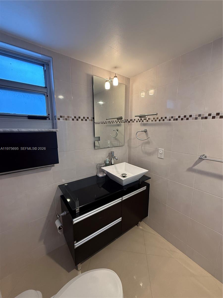 Photo of 2101 Ocean Dr  #1201, Hollywood, Florida, 33019 - 