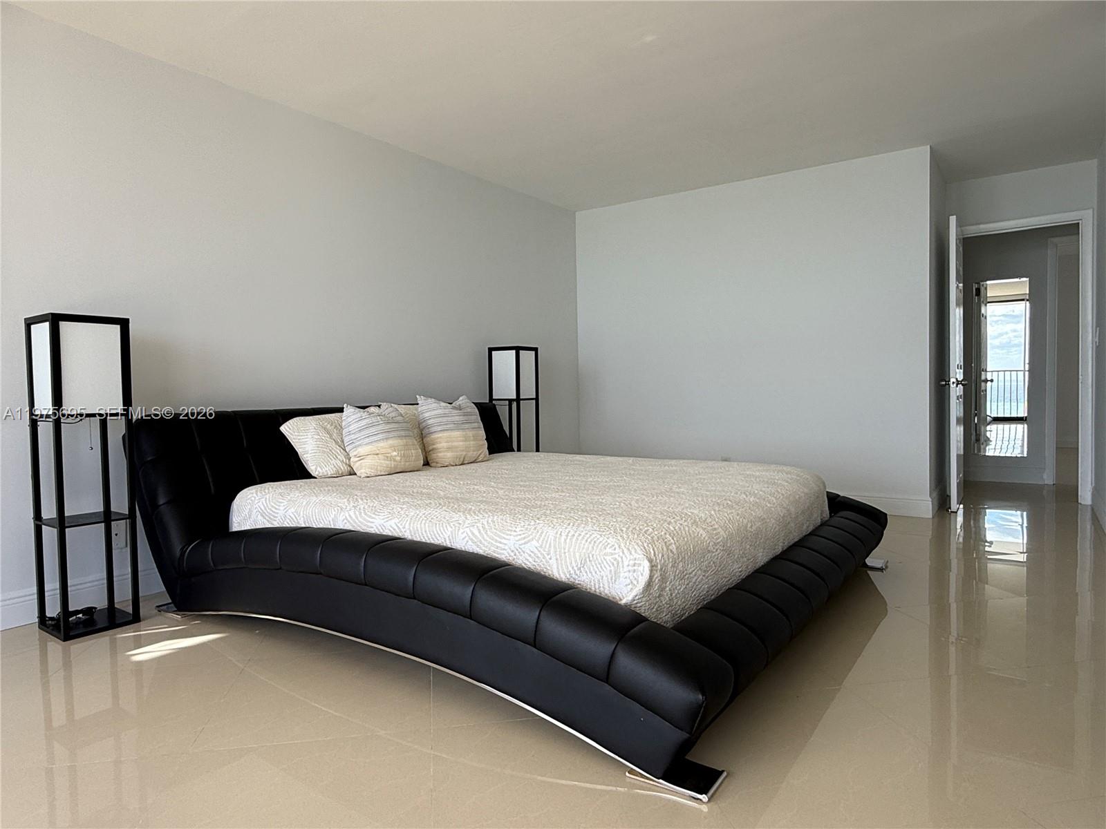 Photo of 2101 Ocean Dr  #1201, Hollywood, Florida, 33019 - 