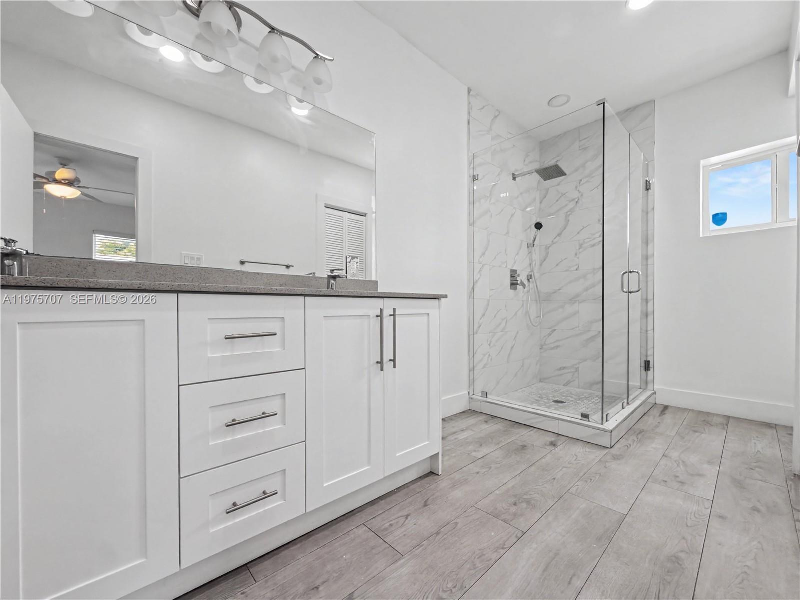   /  4151 кв.футов $ 2026-03-03 0 Фото