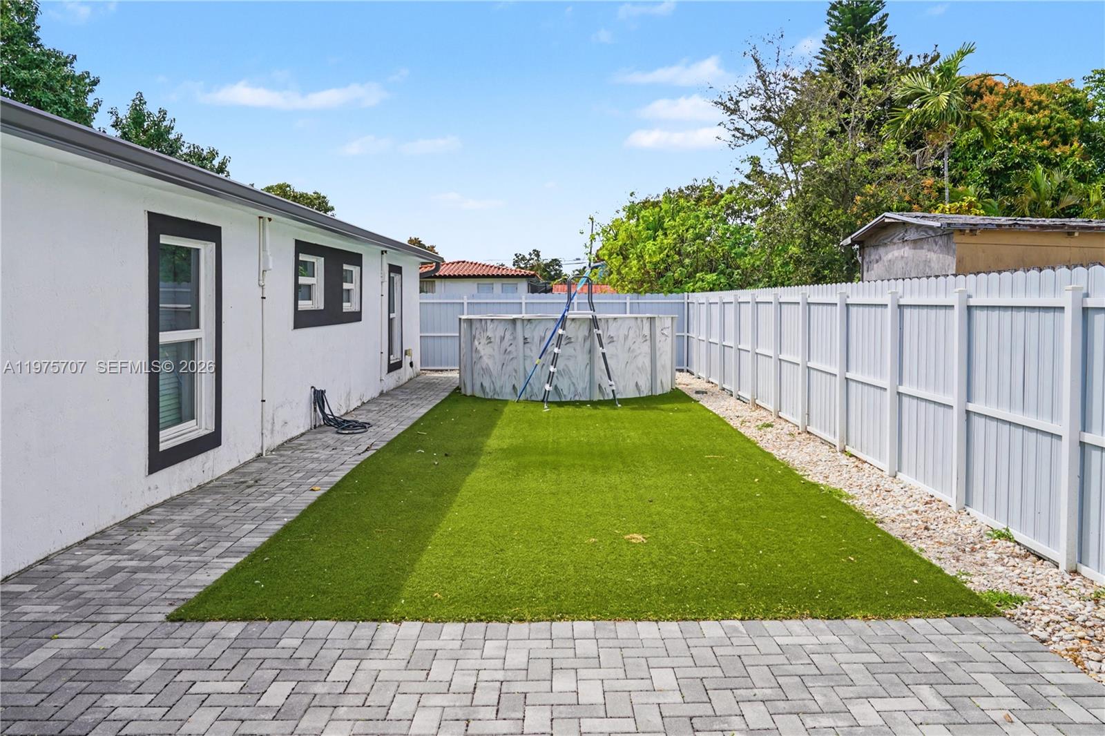   /  4151 кв.футов $ 2026-03-03 0 Фото