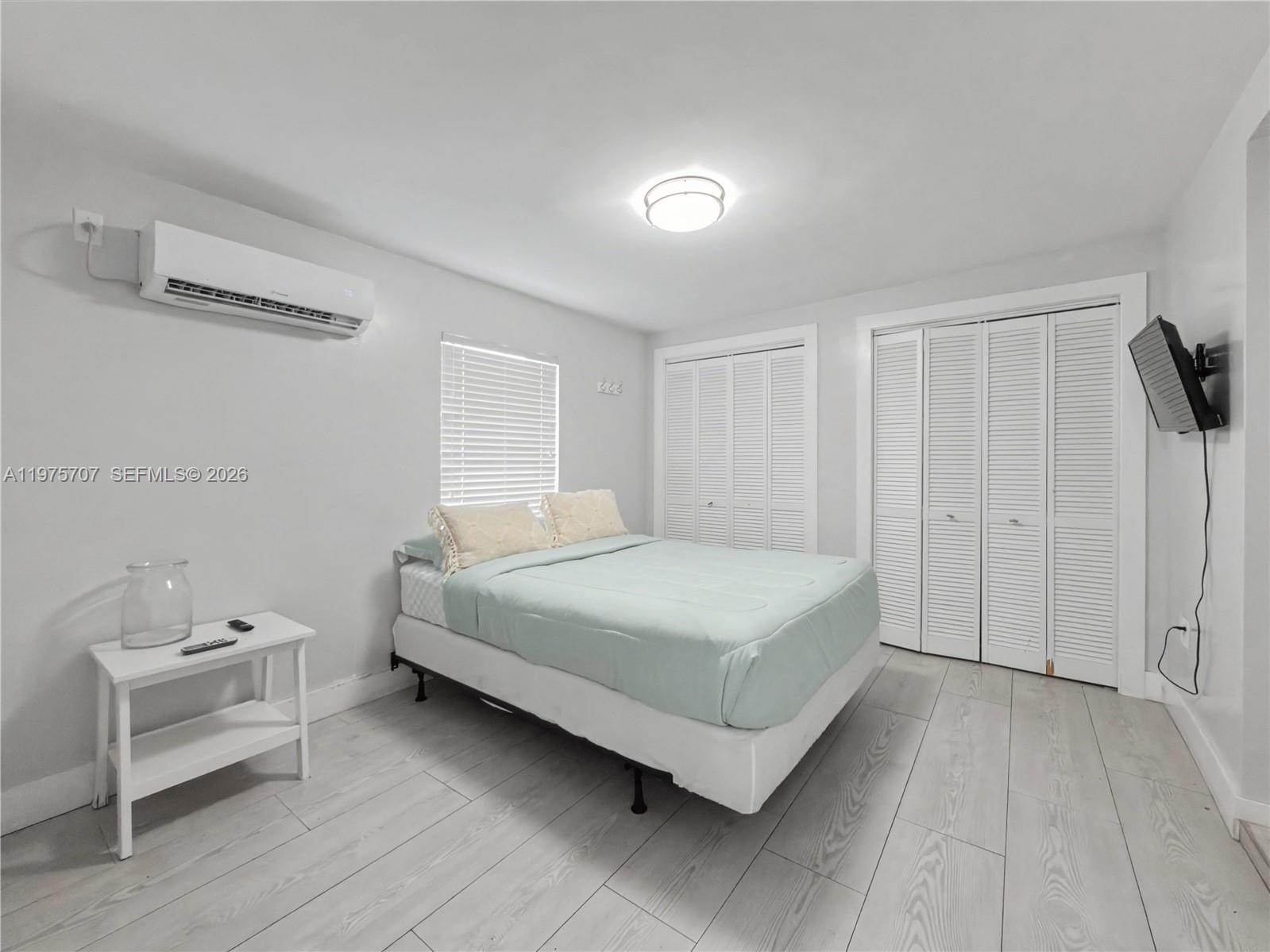   /  4151 кв.футов $ 2026-03-03 0 Фото