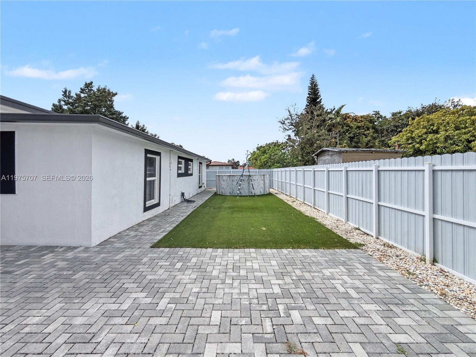   /  4151 кв.футов $ 2026-03-03 0 Фото