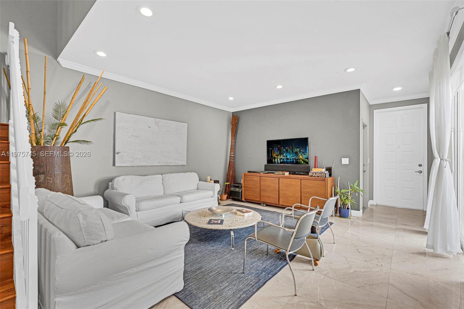 Photo of 1425 Weeping Willow Way  (1425), Hollywood, Florida, 33019 - 