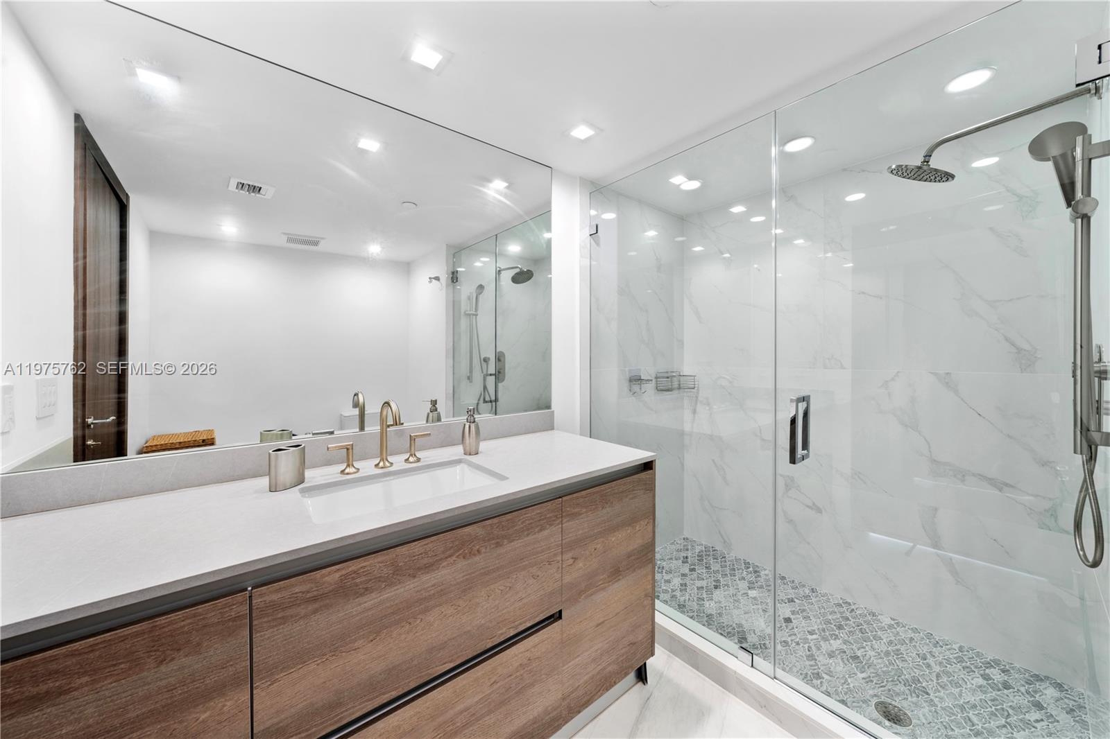 Photo of 450 Alton Rd #901-902, Miami Beach, Florida, 33139 -