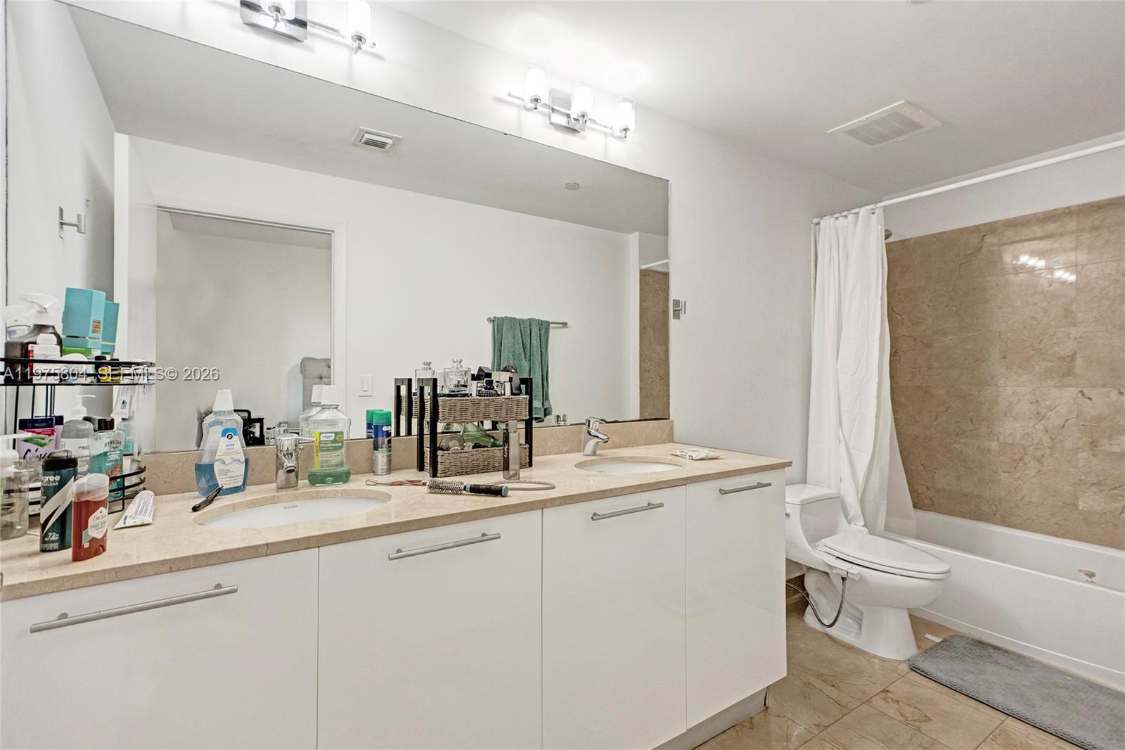 Photo of 3330 190th St  #1212, Aventura, Florida, 33180 - 2nd Bath