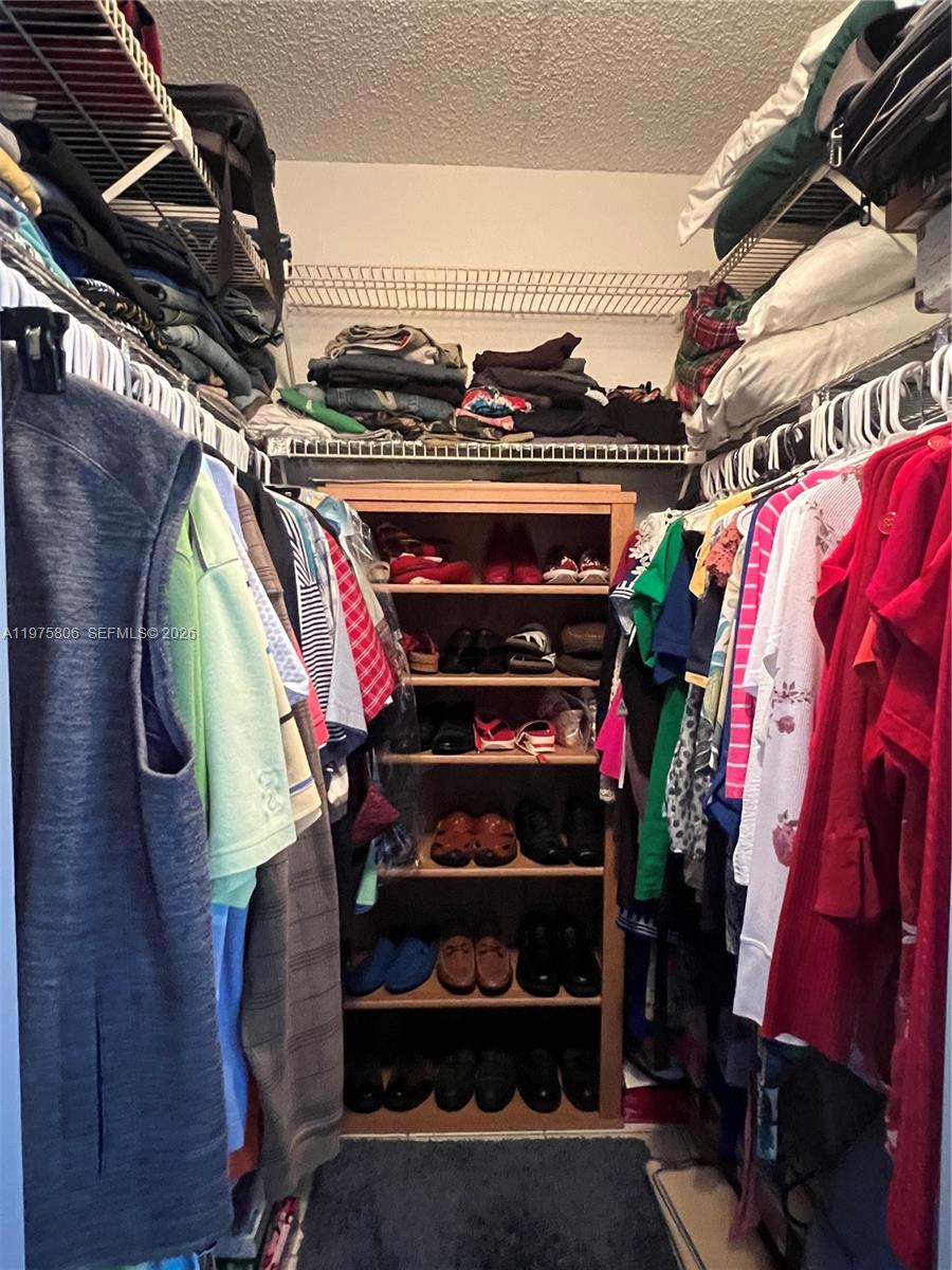 A-1 2 / 2 922 sq. ft. $ 2026-03-03 0 foto