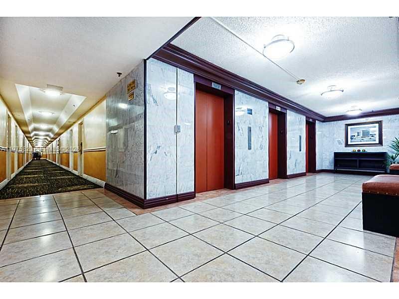 Photo of 19201 COLLINS AV #432, Sunny Isles Beach, Florida, 33160 - ELEVATORS